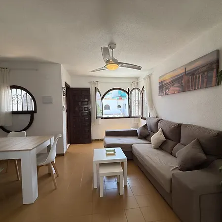 Chalet Adosado En Penismar En 1A Linea